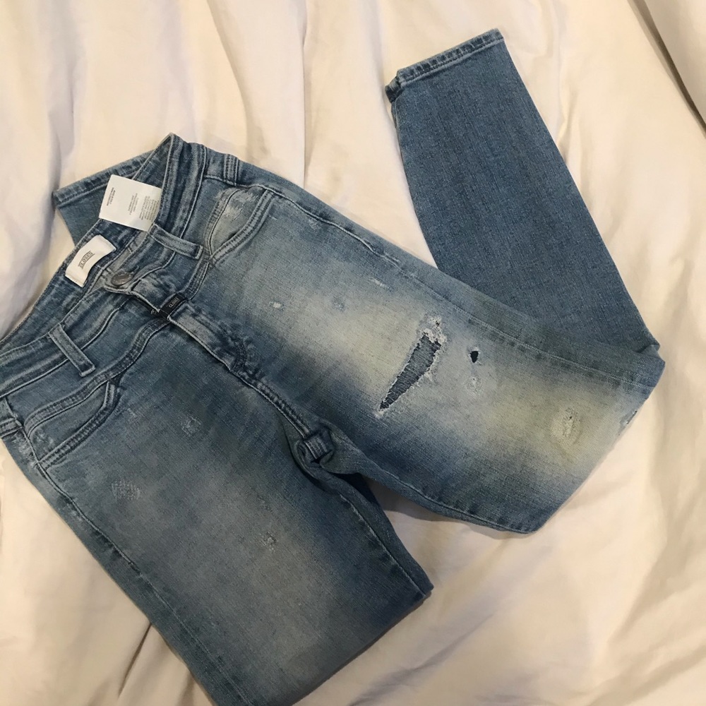 Anthro Closed denim skinny jeans with rips